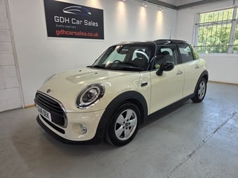 Mini Hatch 2018