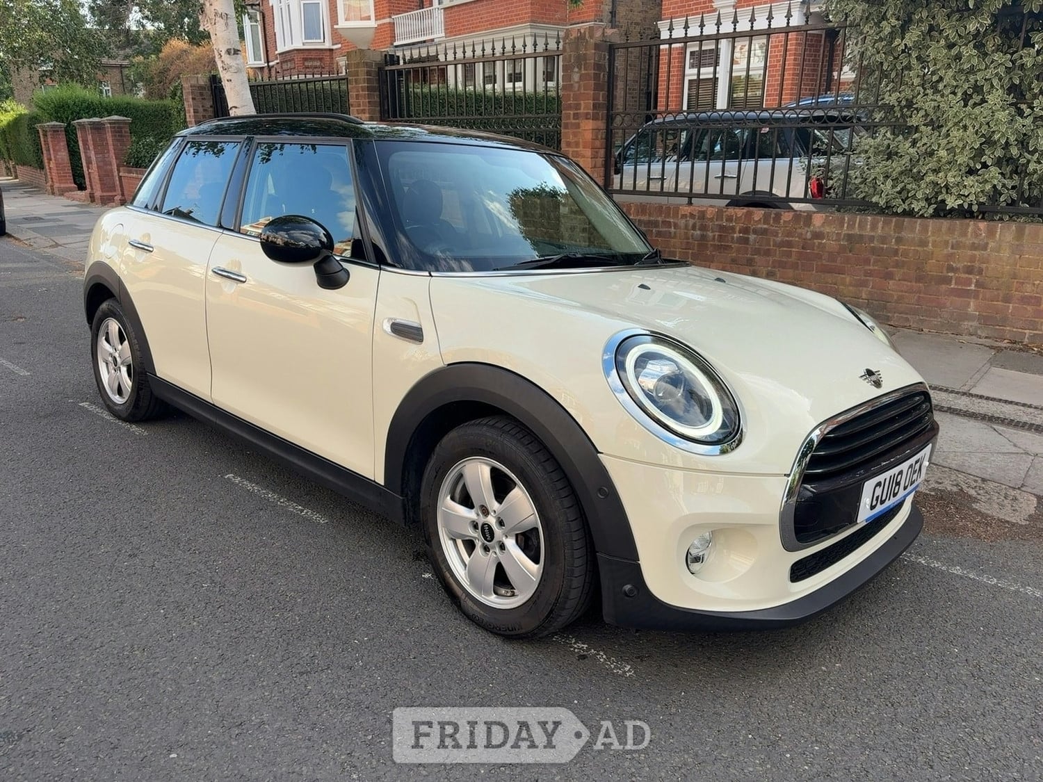 Mini Hatch 2018 in Storrington