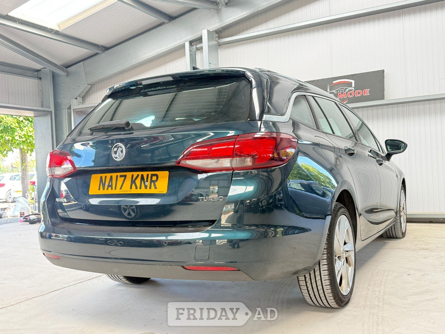Vauxhall Astra 2017 - Cars