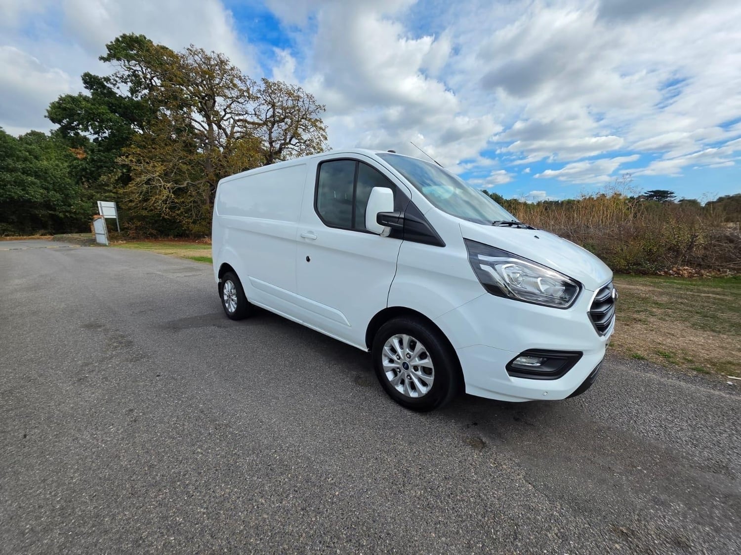 Ford Transit Custom 2019 - Vans & Commercial Vehicles in Slough