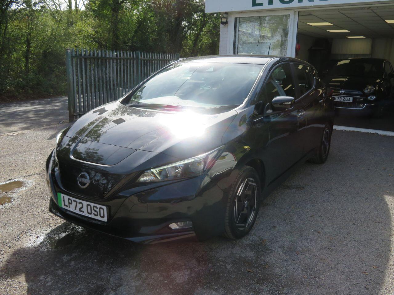 2022 NISSAN LEAF 40kWh Acenta Hatchback 5dr Electric Auto (150 ps) - Cars in Horsham