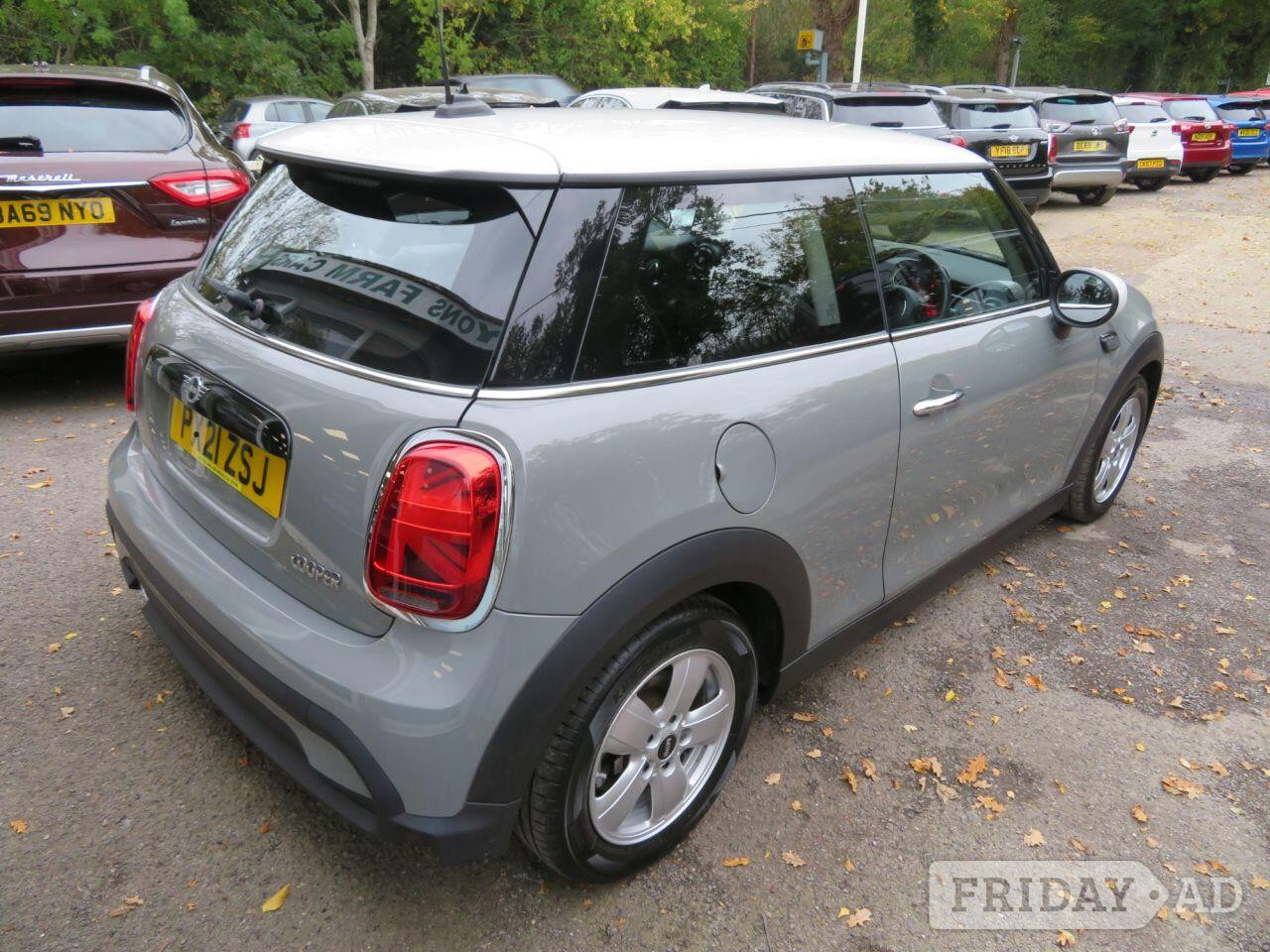 [ berth ]Mini Hatch