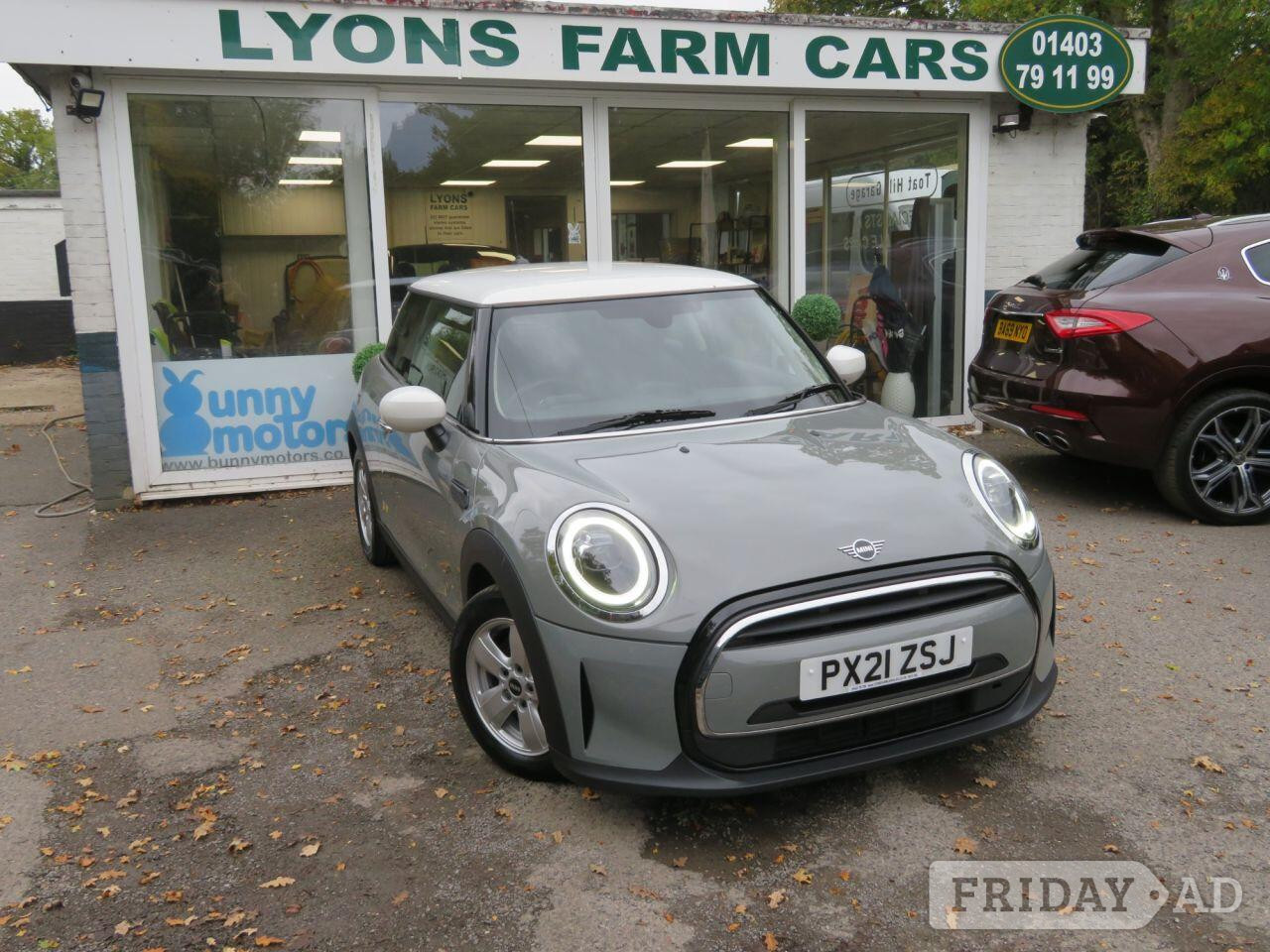 2021 MINI HATCH 1.5 Cooper Classic Hatchback 3dr Petrol Manual Euro 6 (s/s) (136 ps) 8.8" TOUCHSCREEN WITH LED RING in Horsham