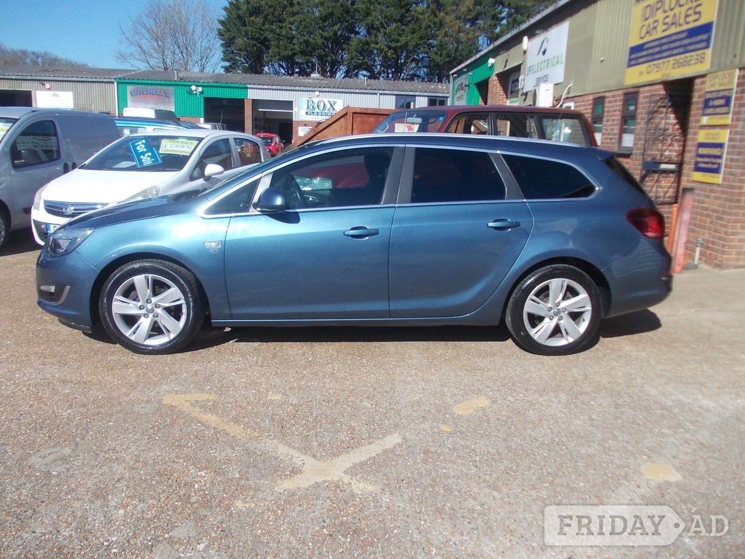[ berth ]Vauxhall Astra