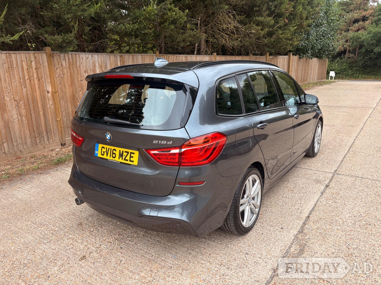 [ berth ]BMW 2 Series Gran Tourer