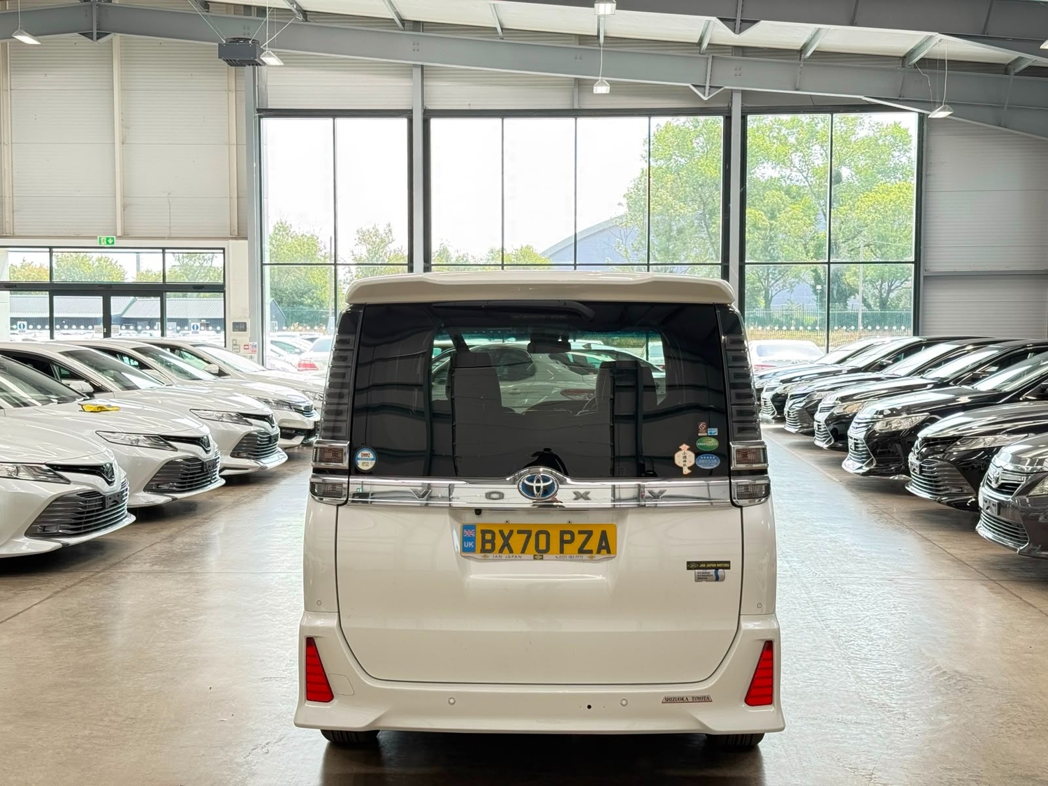 Toyota Voxy 2020 - Cars in Reading