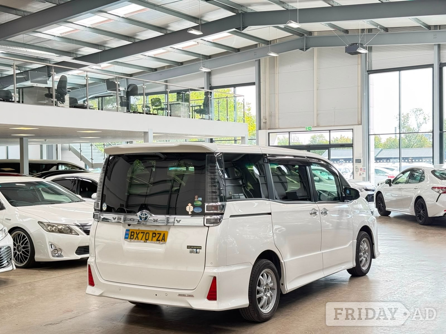 [ berth ]Toyota Voxy