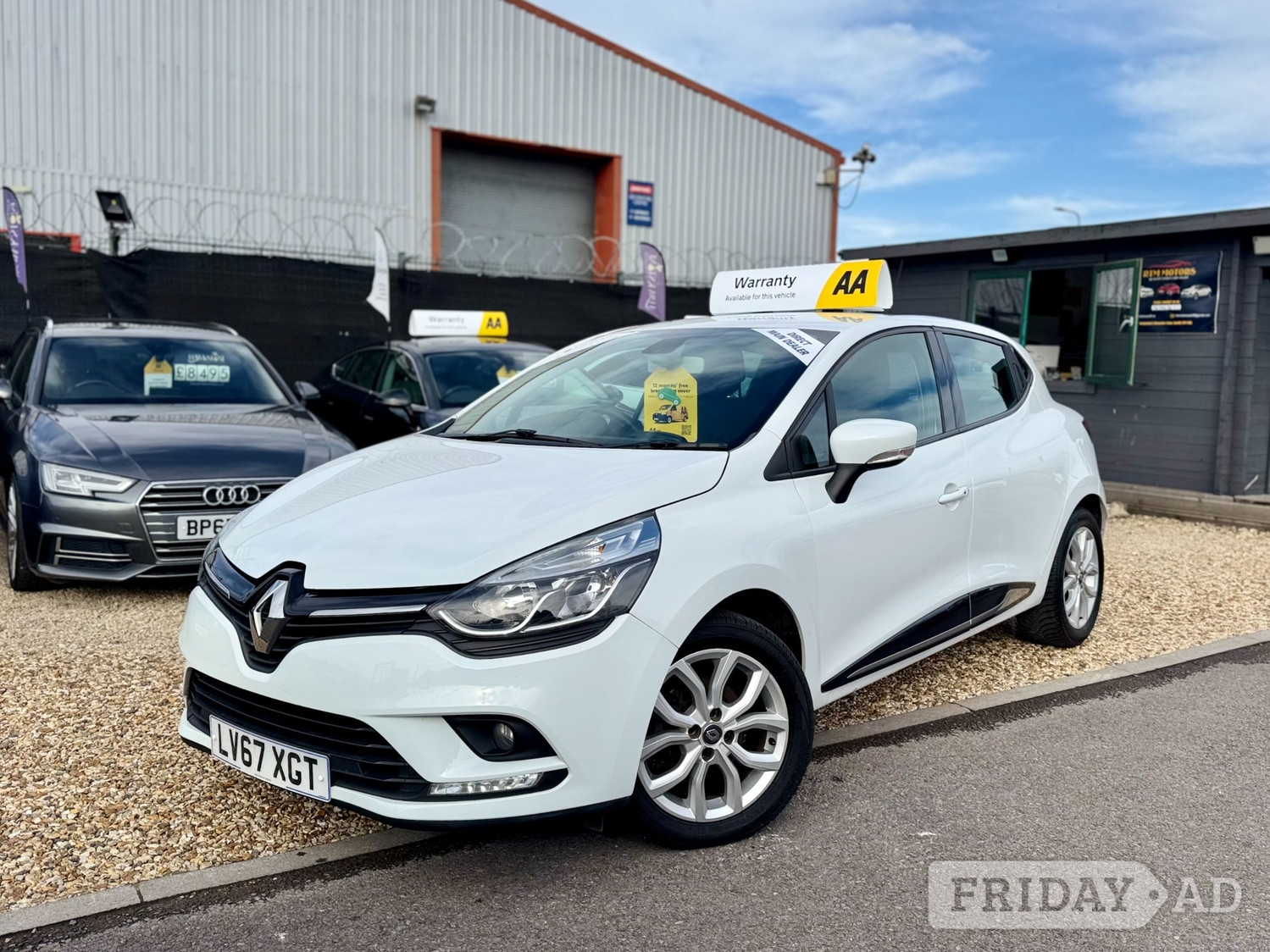 [ berth ]Renault Clio