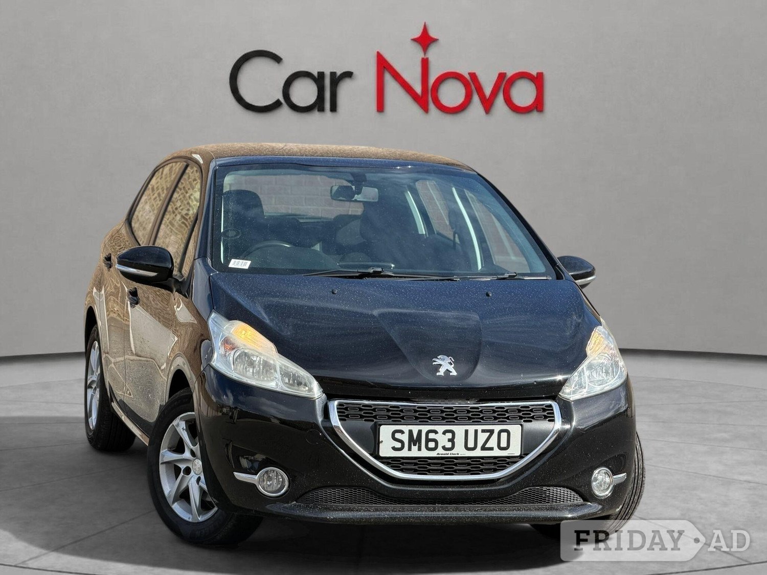 Peugeot 208 2014 in Staines