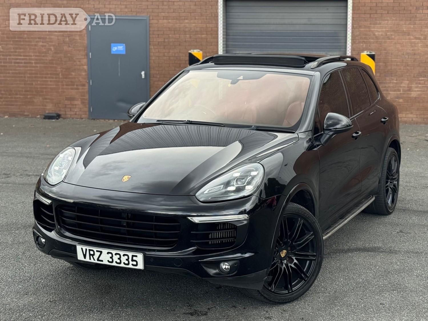 Porsche Cayenne 2017 - Cars in Ashford