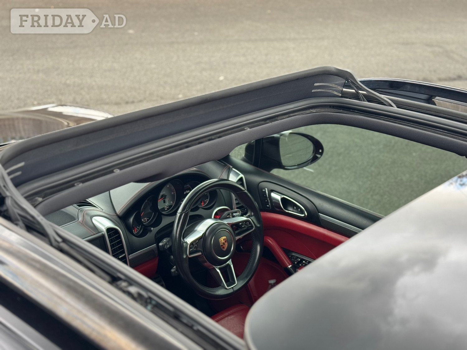 [ berth ]Porsche Cayenne