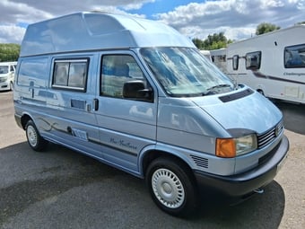 Nu-Venture Camper-Van 2001