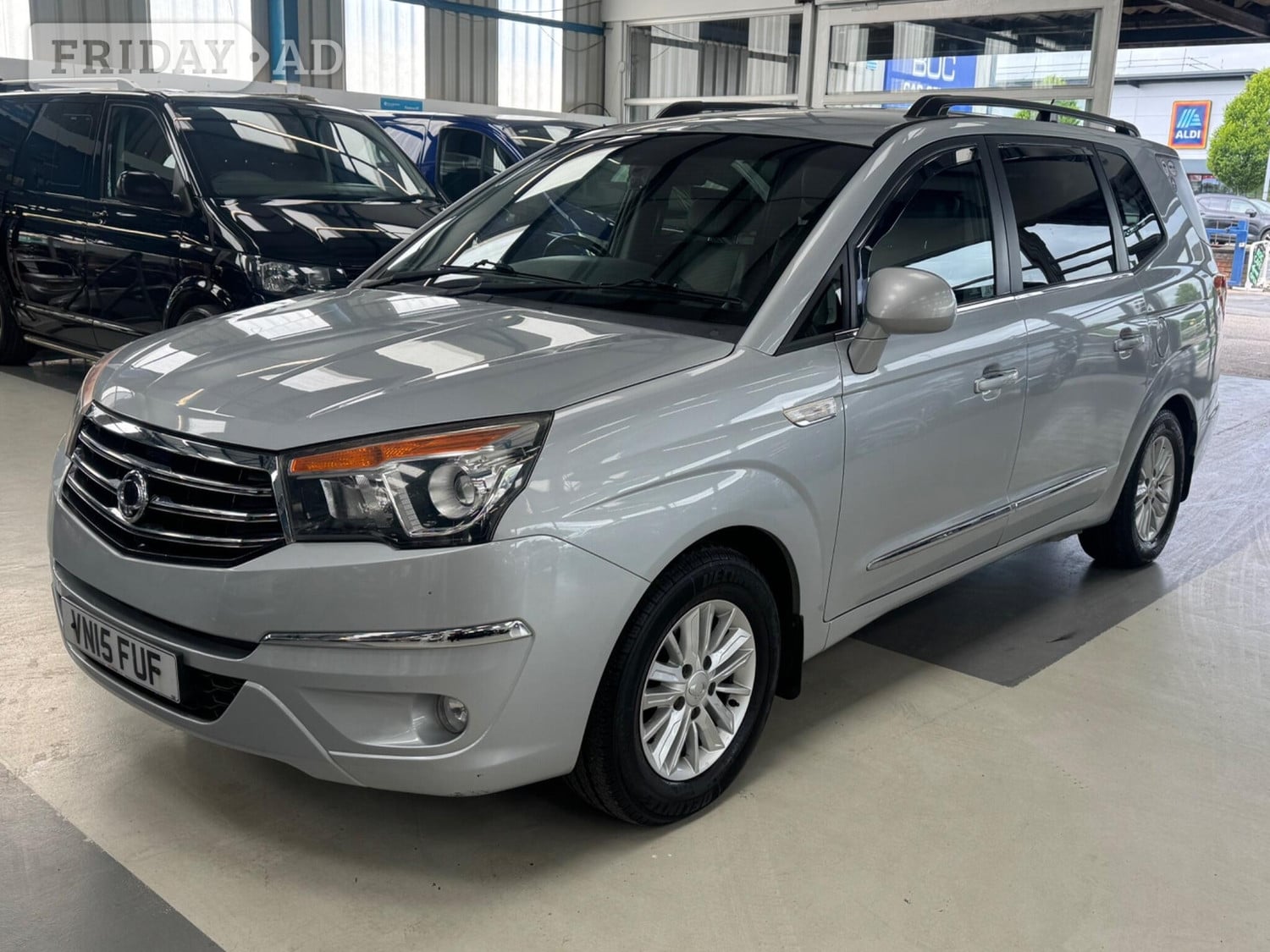 [ berth ]Ssangyong Turismo