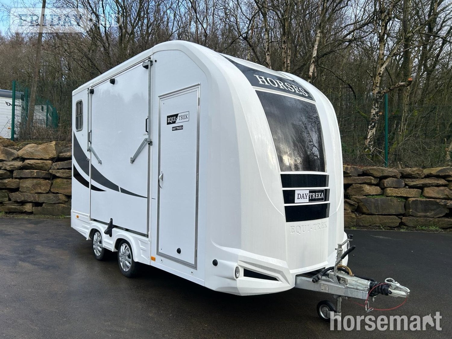 Equi-Trek Day-Treka Excel   Horse Trailer in Sheffield