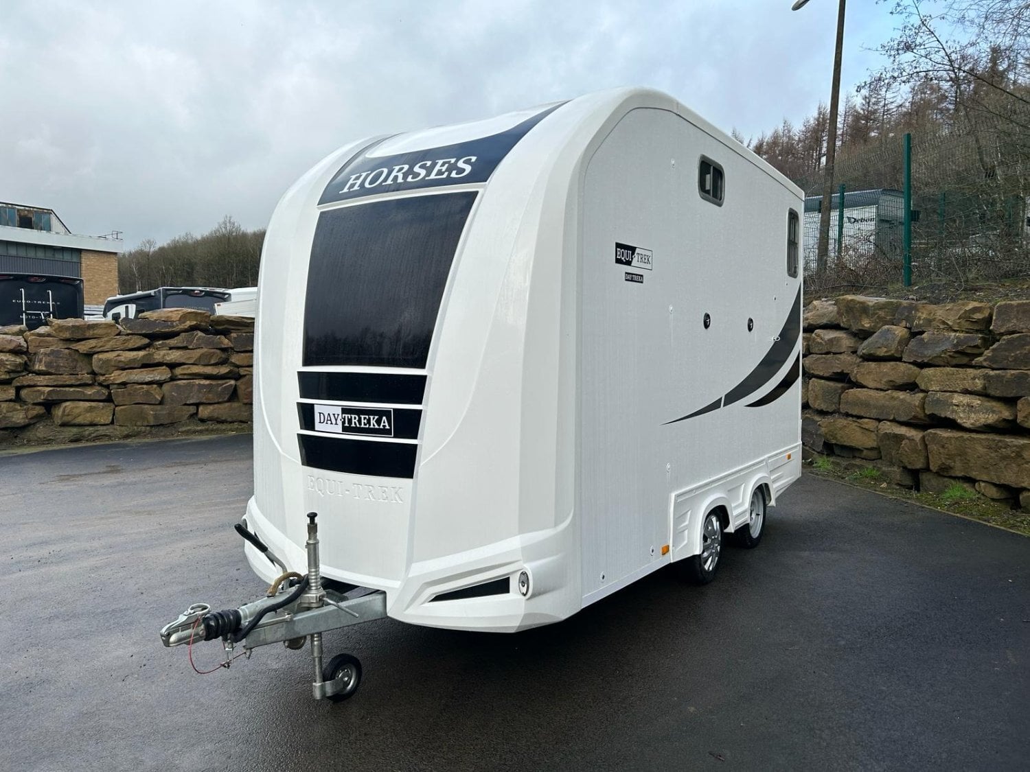 Equi-Trek Day-Treka   Horse Trailer - Trailers & Horseboxes in Sheffield