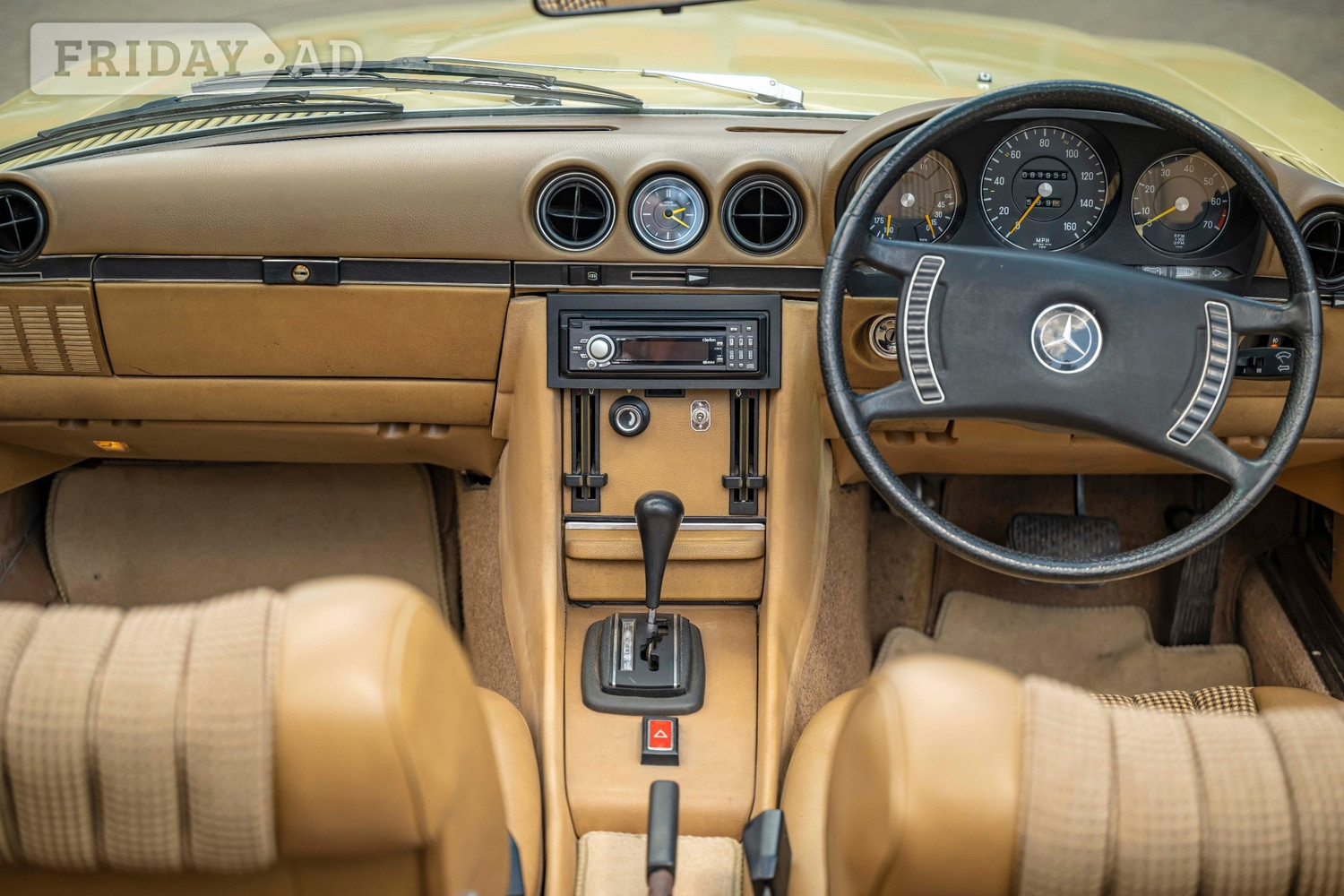 Mercedes-Benz SL 1973 - Cars in Harrow