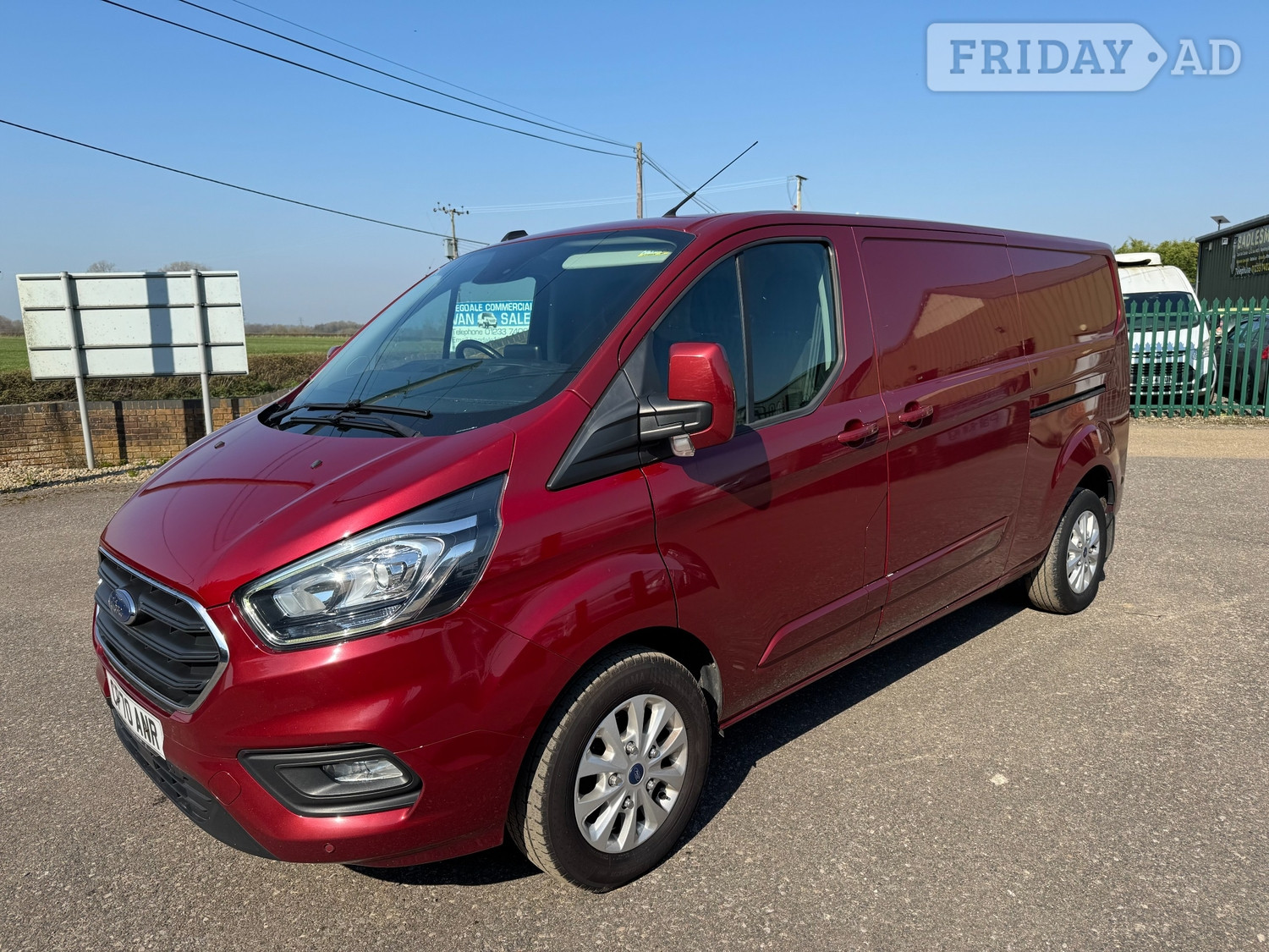 [ berth ]Ford Transit Custom