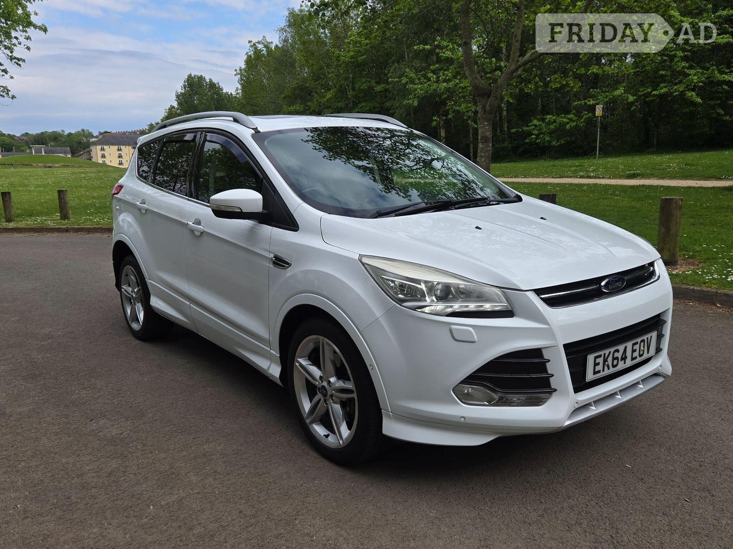 [ berth ]Ford Kuga
