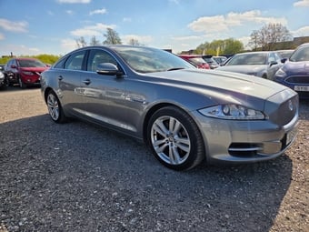 Jaguar XJ 2011
