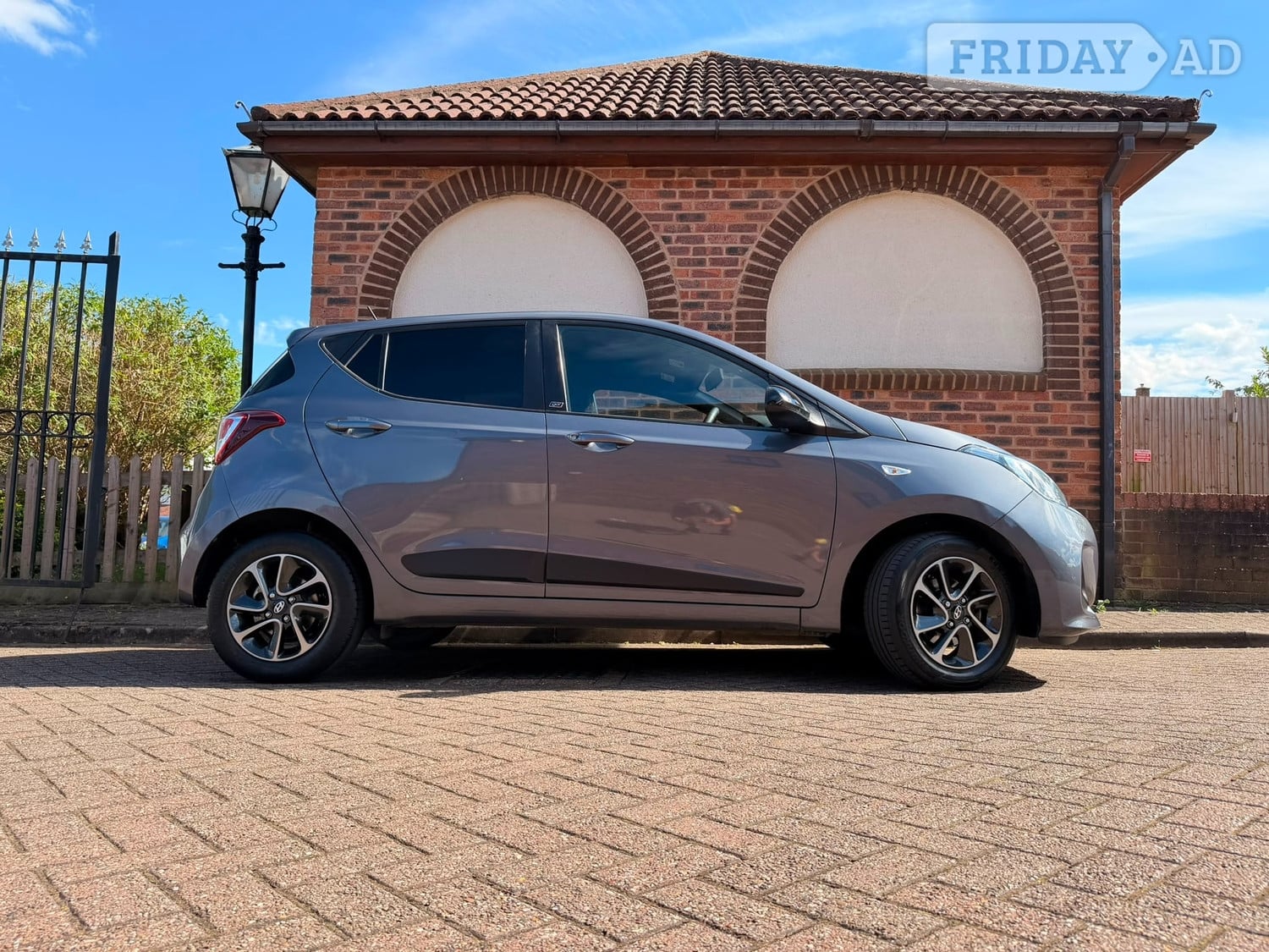Hyundai i10 Sutton
