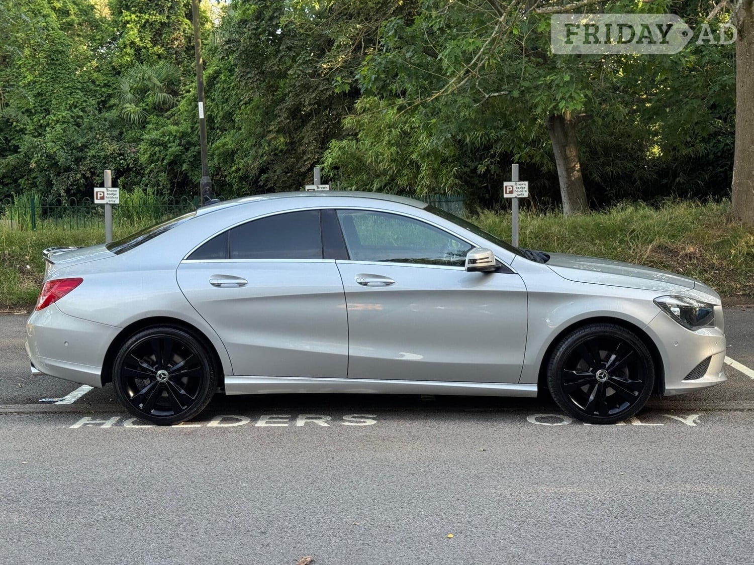 [ berth ]Mercedes-Benz CLA Class