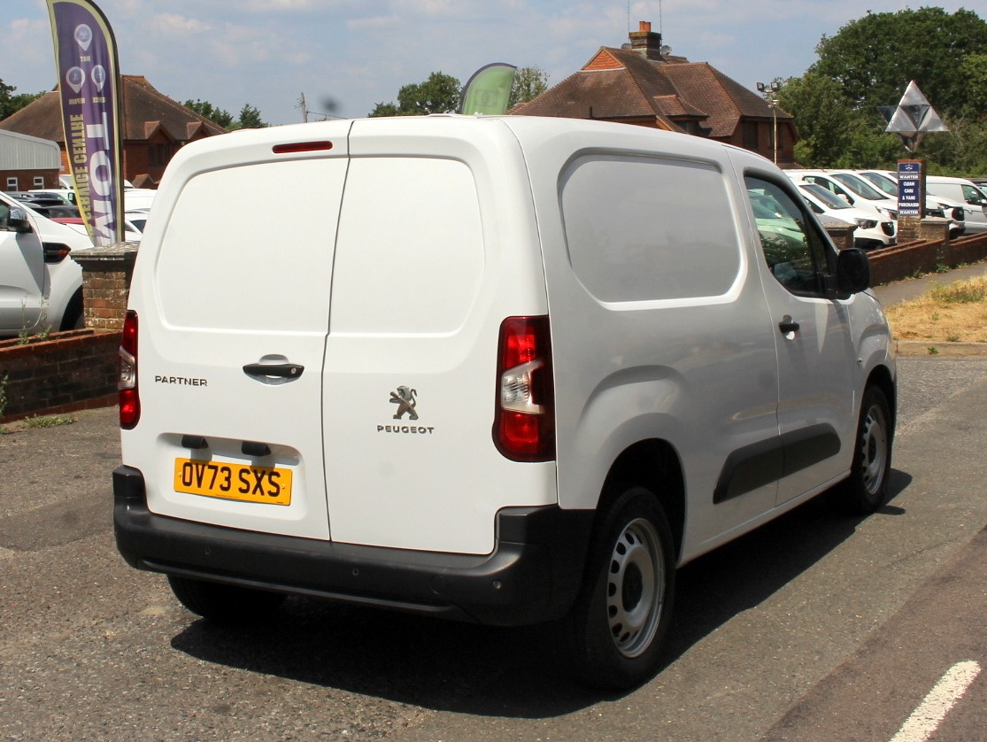 Peugeot Partner 2023 - Vans & Commercial Vehicles