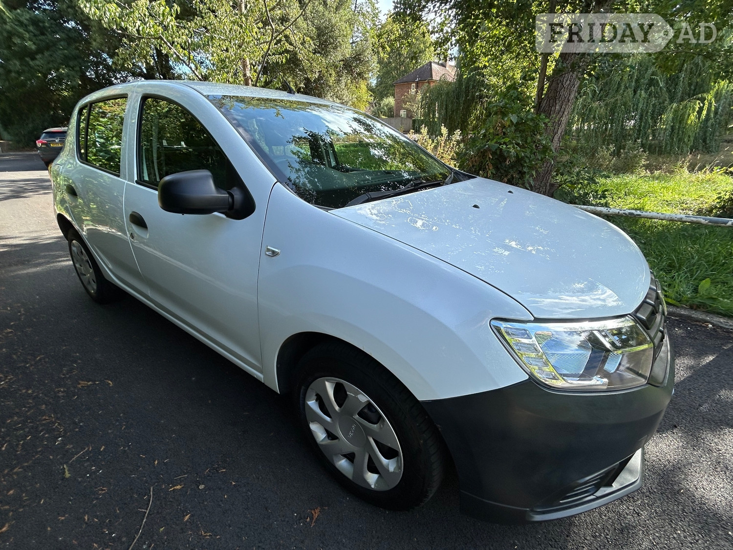 Dacia Sandero 2017 - Cars in Southampton