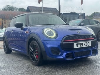 Mini Hatch 2019