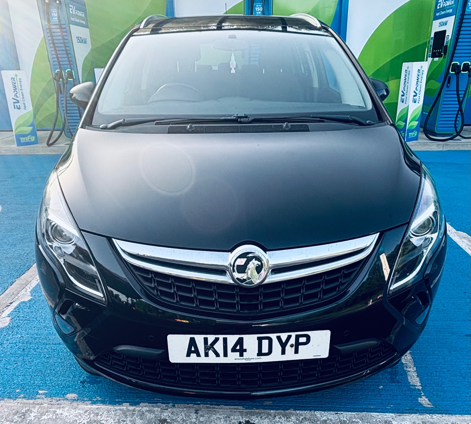 Vauxhall Zafira Tourer 2014 - Cars in Manchester