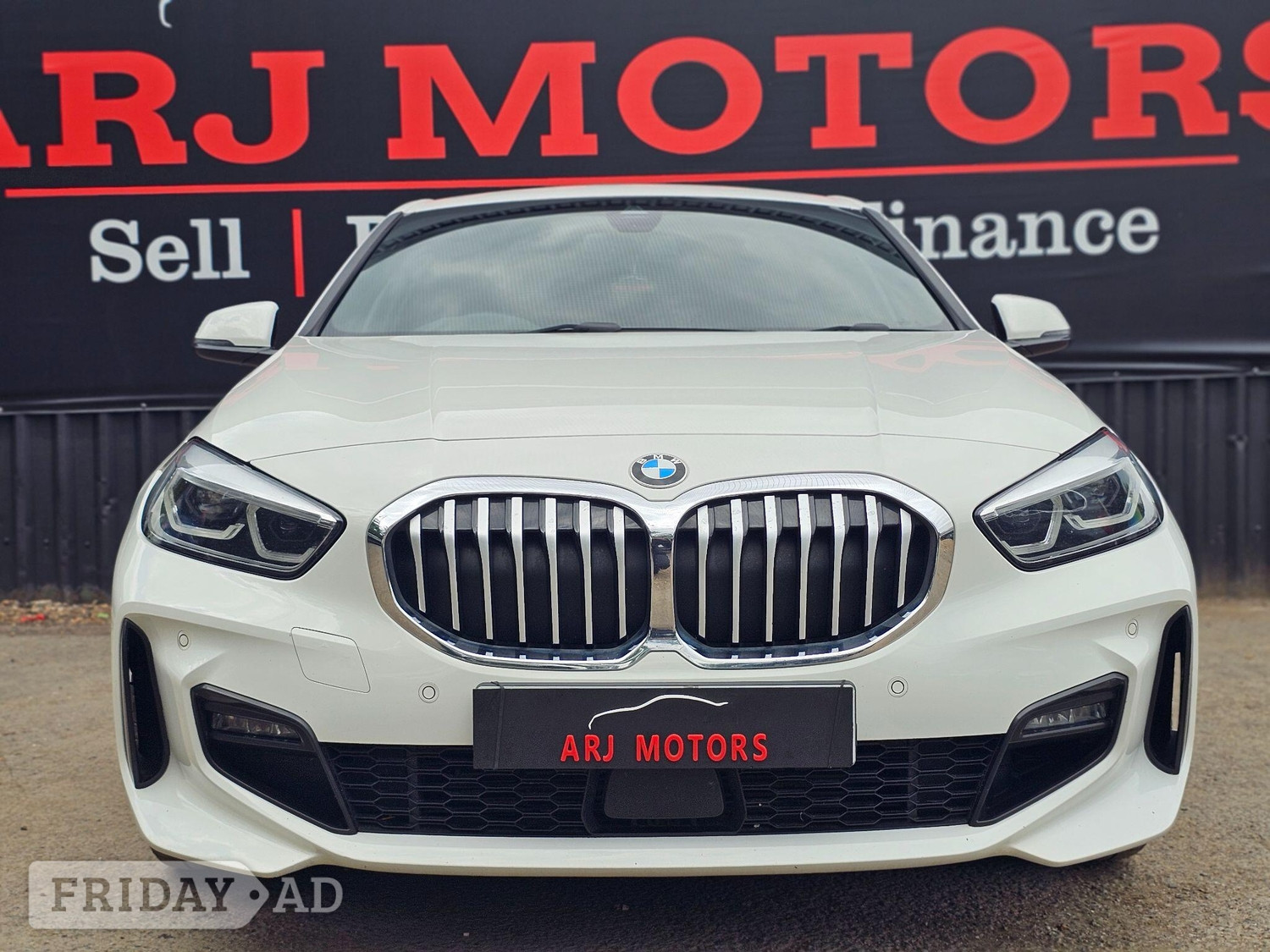 BMW 1 Series 2020 - Cars