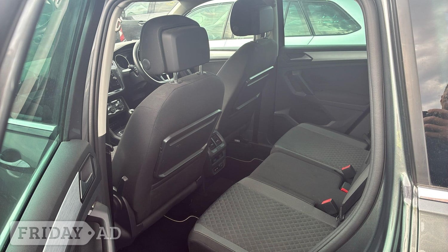Volkswagen Tiguan 2019 - Cars in Addlestone