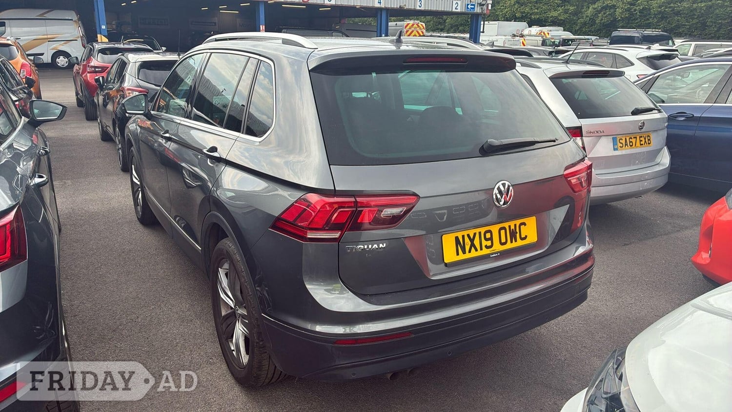 Volkswagen Tiguan 2019 - Cars