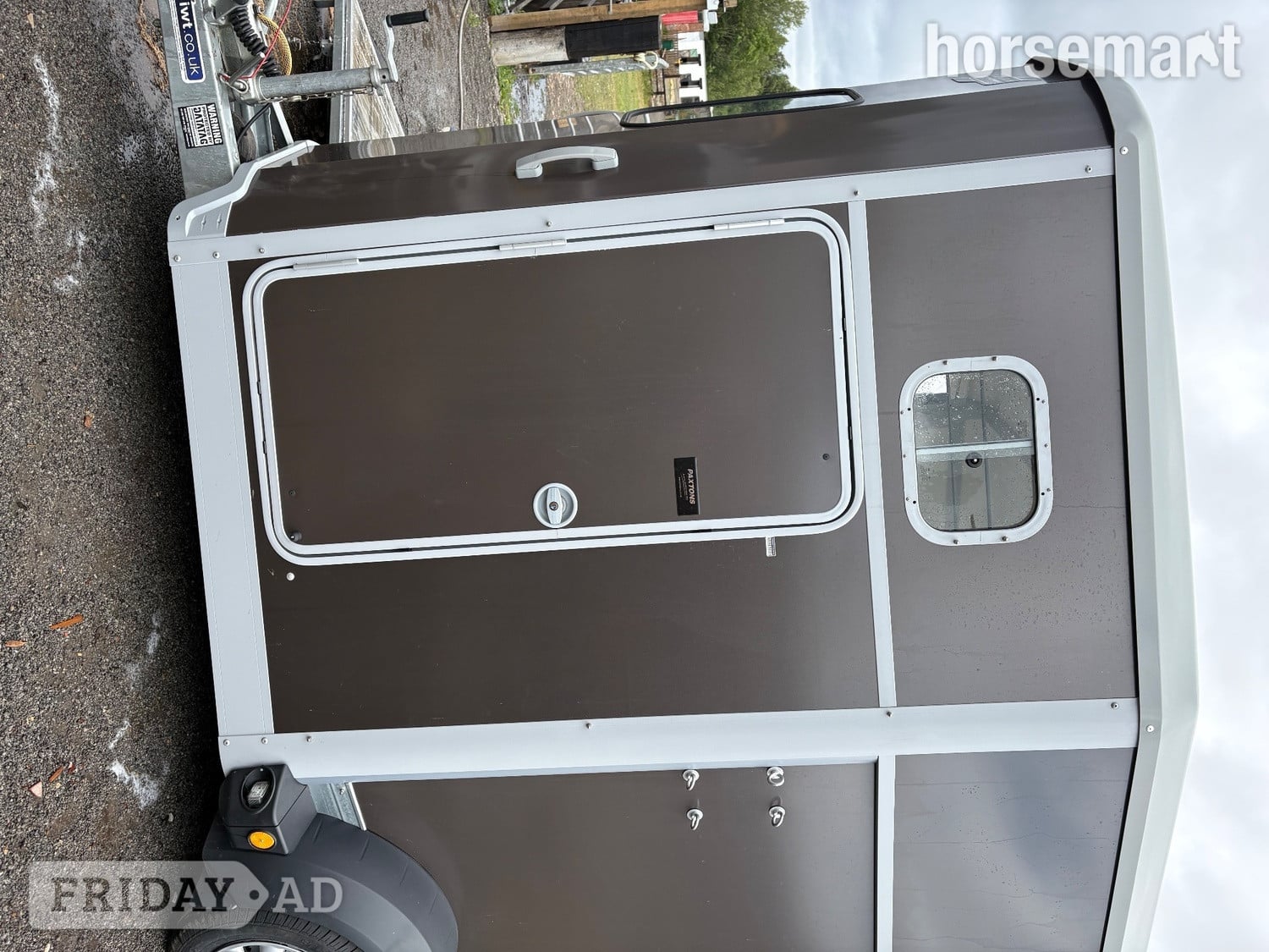 [ berth ]Ifor Williams HB511