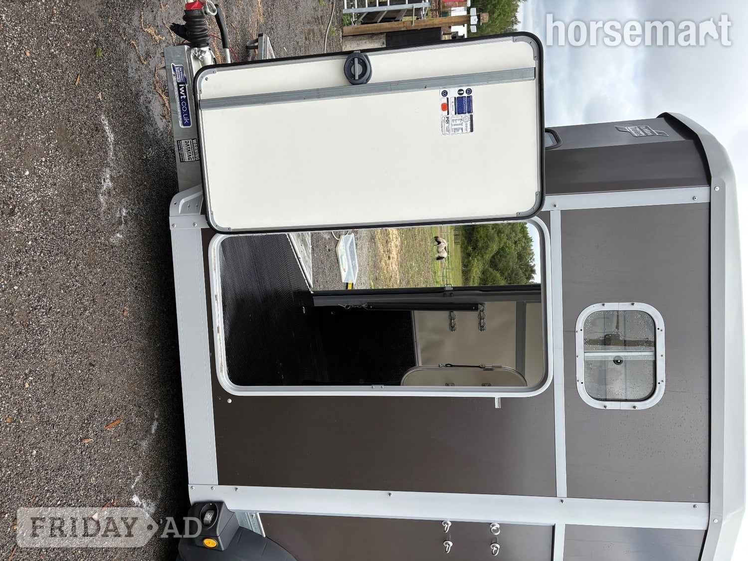 Ifor Williams HB511  Horse Trailer - Trailers & Horseboxes