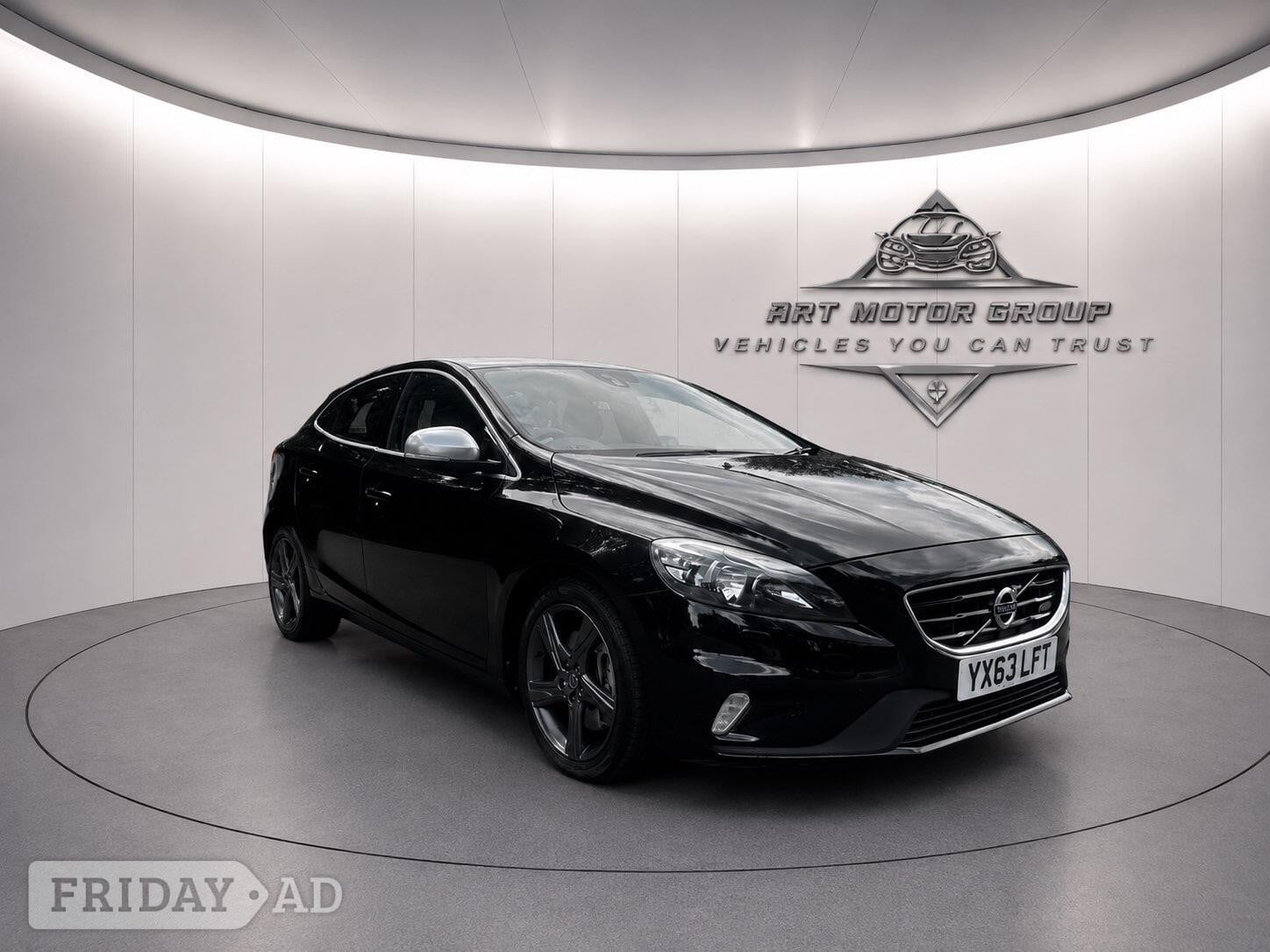 Volvo V40 2013 in Hengoed