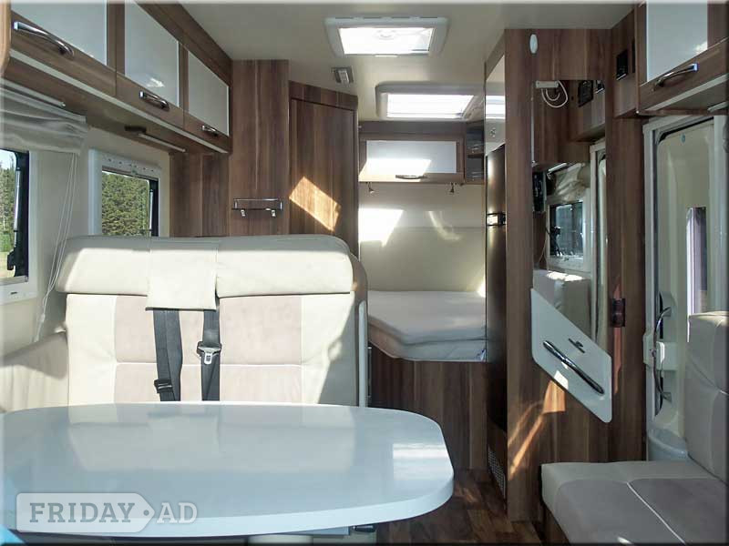 Roller Team Autoroller 2017 - Motorhomes & Caravans in Huntingdon