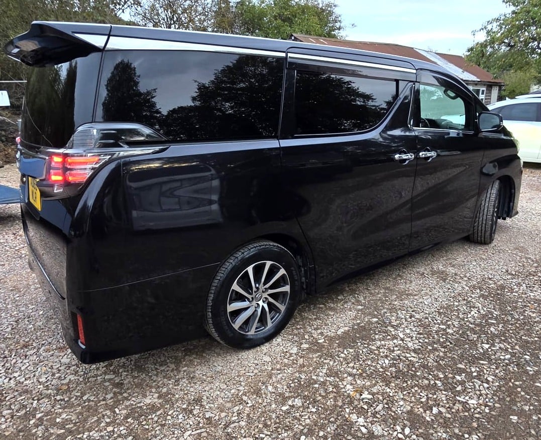 Toyota Vellfire 2015 - Cars in March