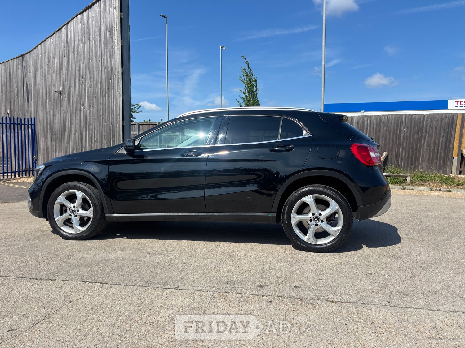 Mercedes-Benz GLA 2018 - Cars