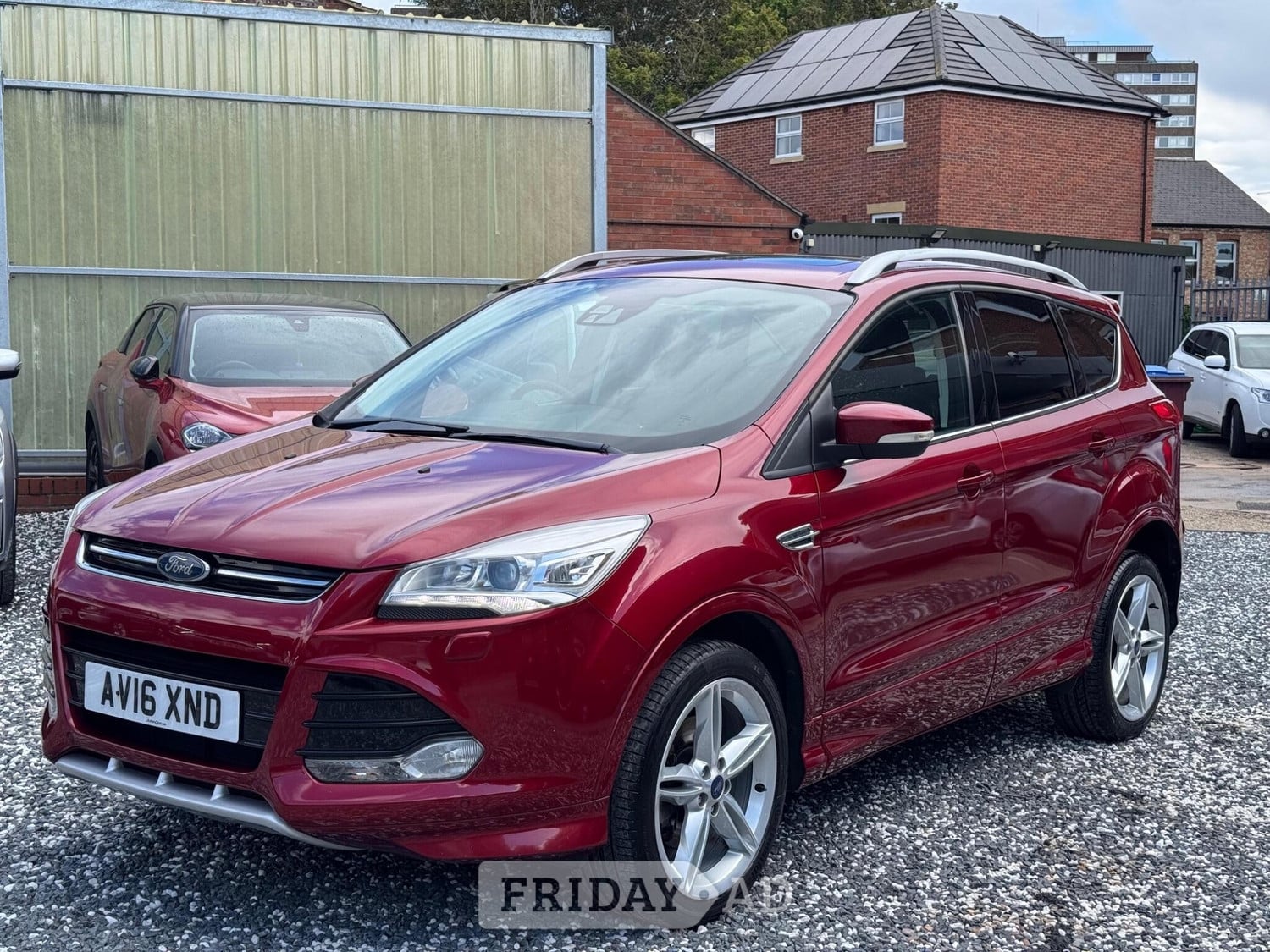 [ berth ]Ford Kuga