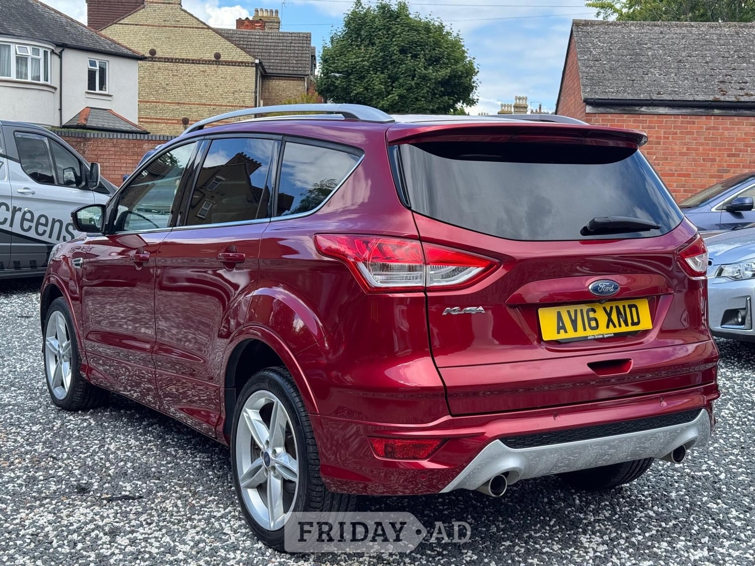 Ford Kuga 2016 - Cars in Bedford