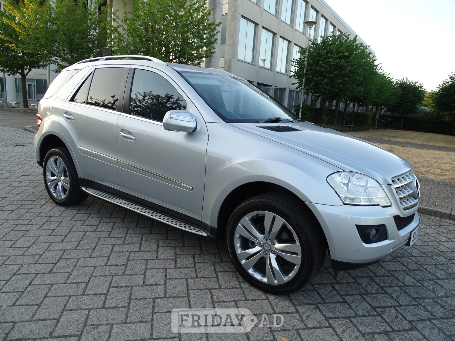 Mercedes-Benz M Class 2009 - Cars in Slough