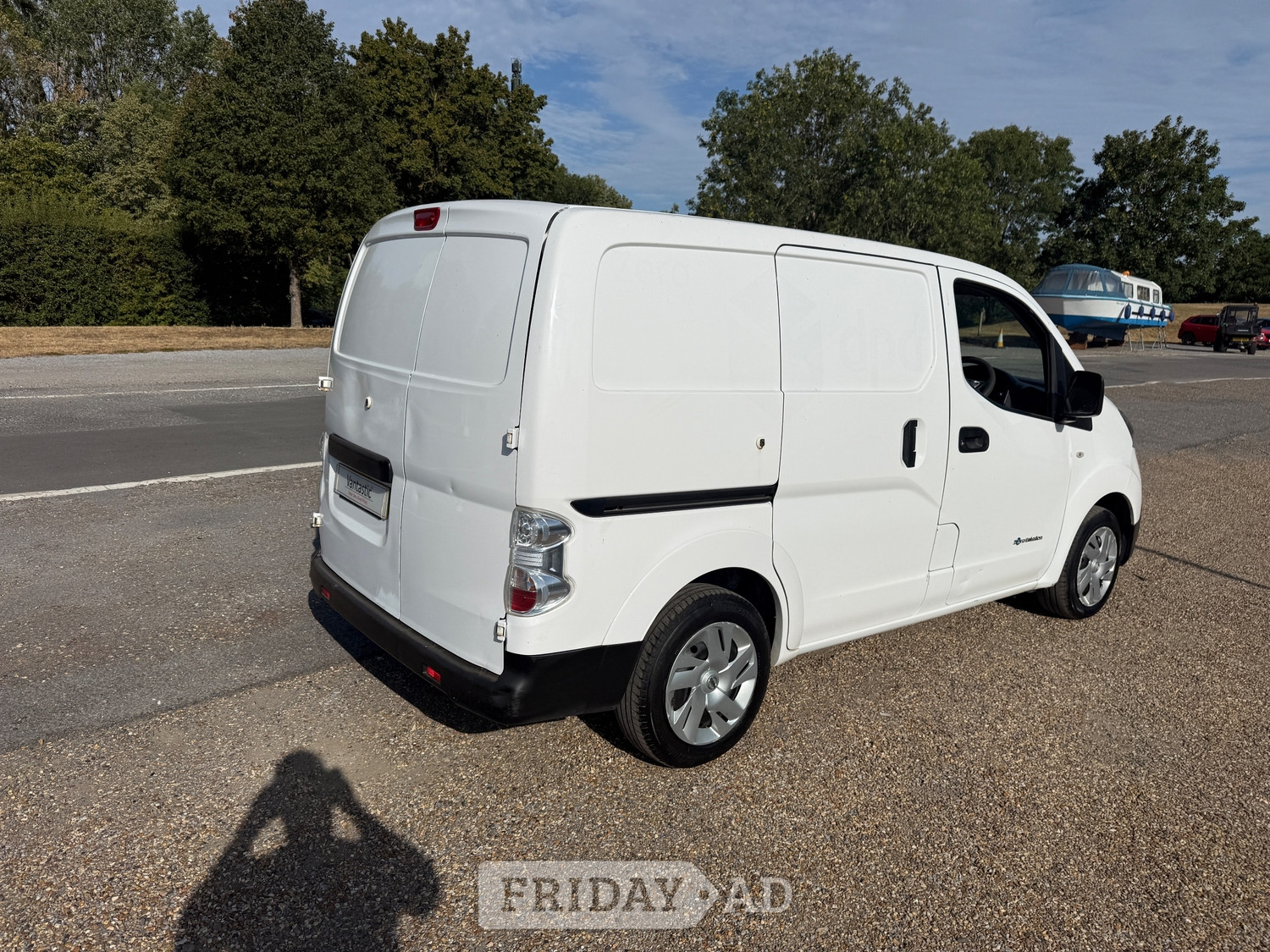 Nissan e-NV200 2020 - Vans & Commercial Vehicles in Chertsey