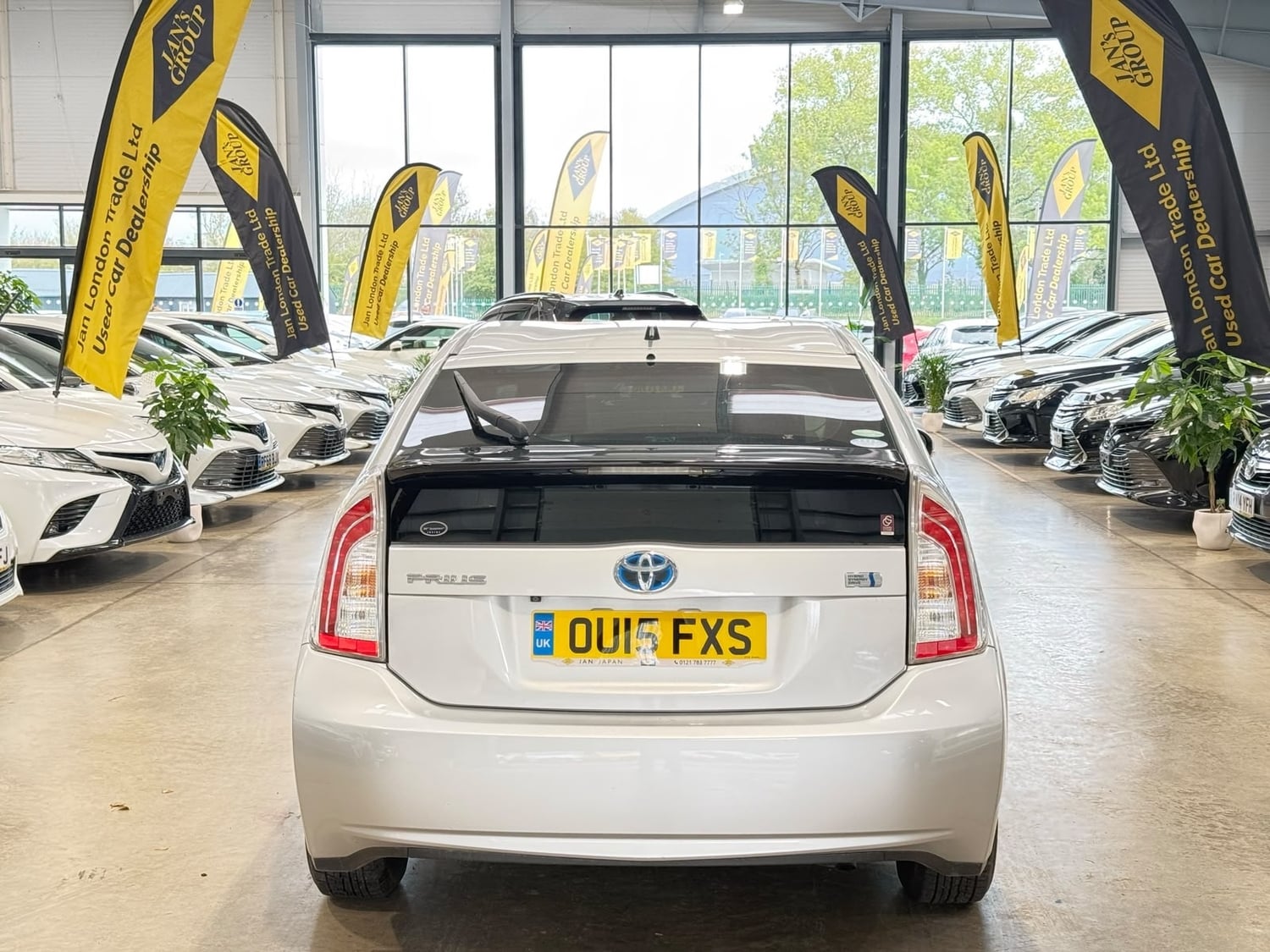 Toyota Prius 2015 - Cars in Reading