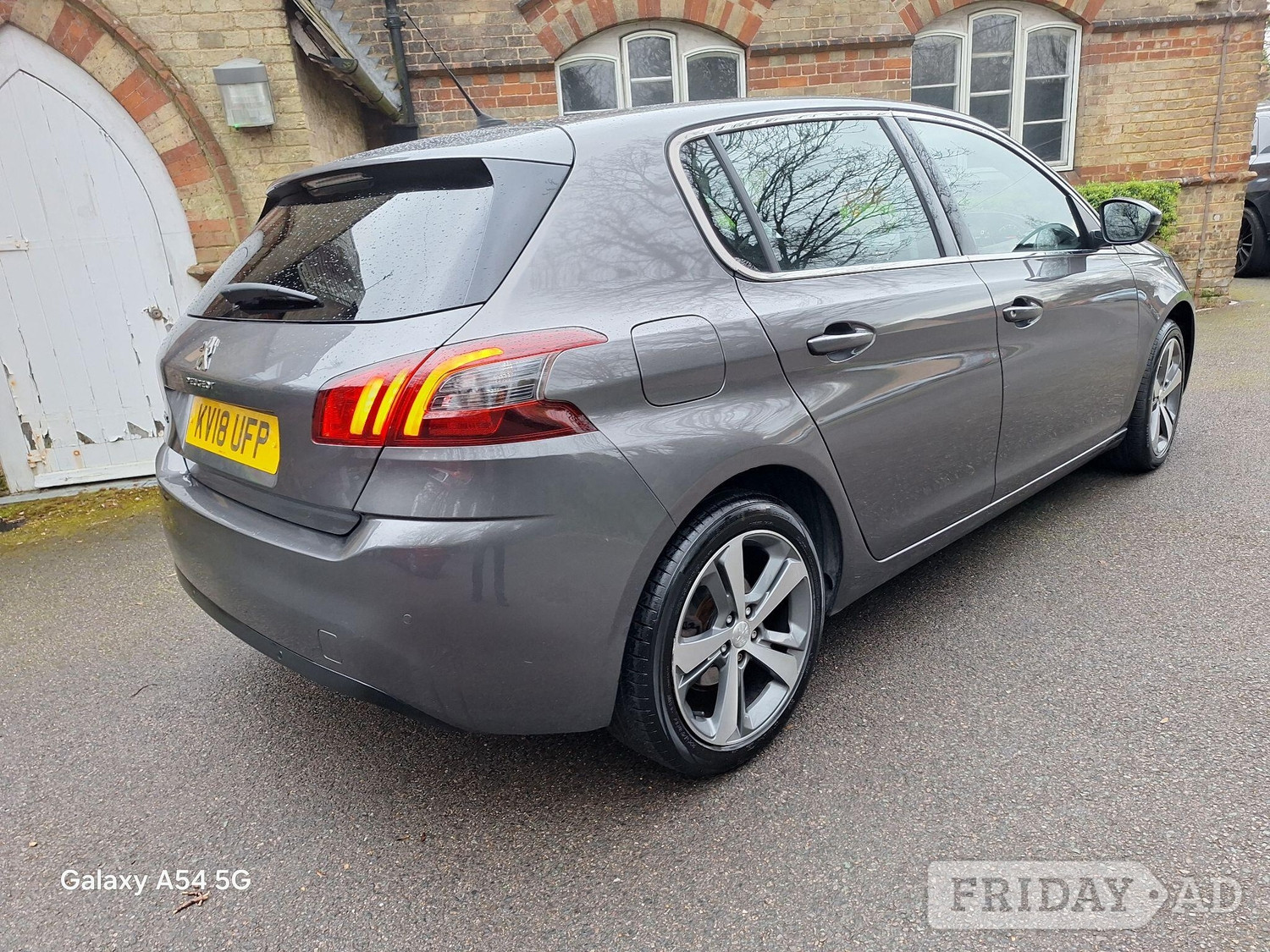 [ berth ]Peugeot 308
