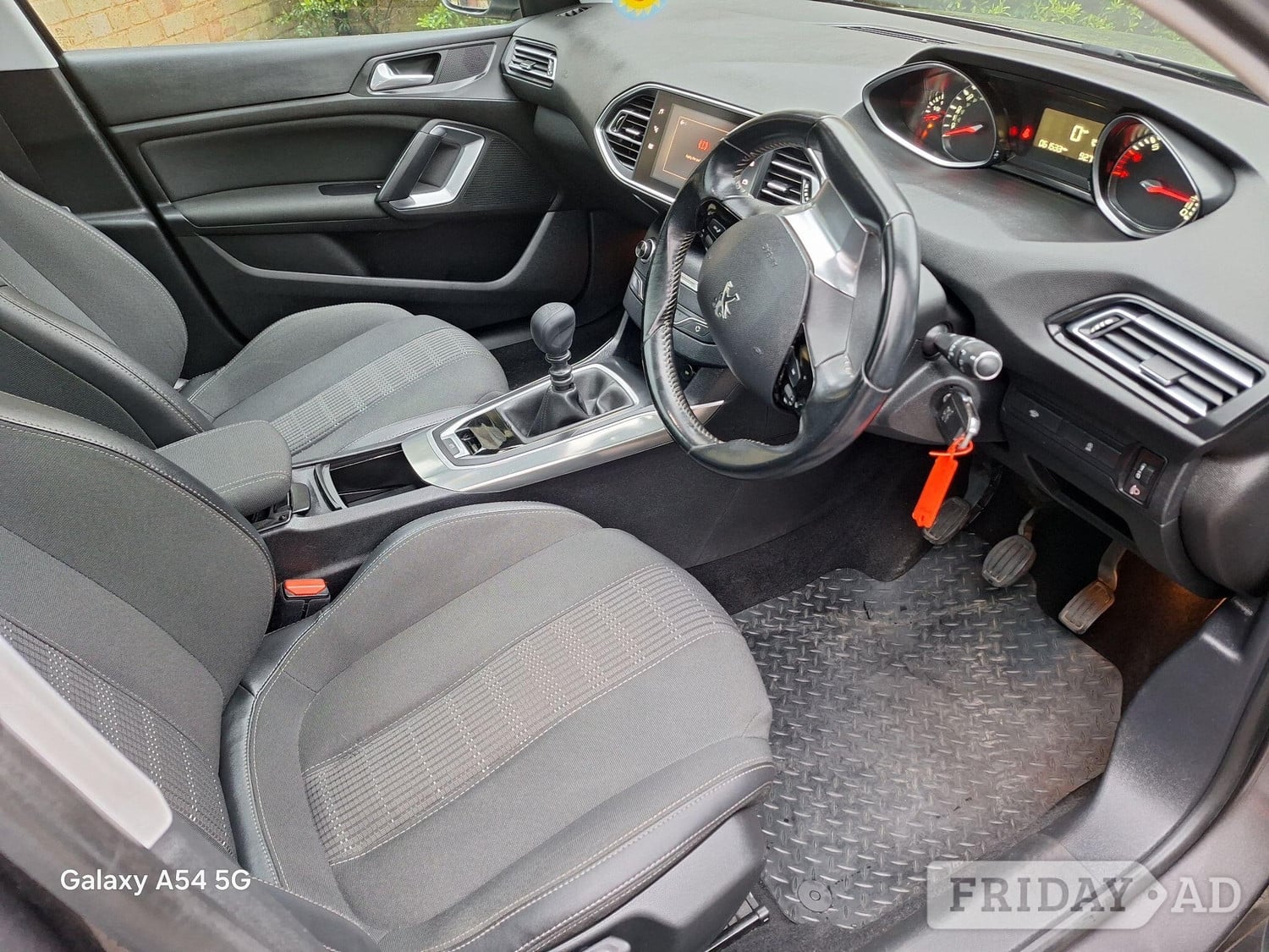 Peugeot 308 2018 - Cars