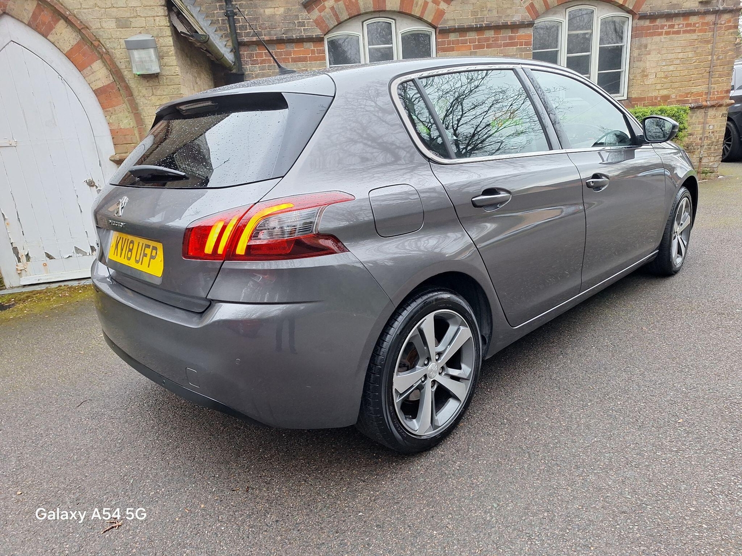 [ berth ]Peugeot 308