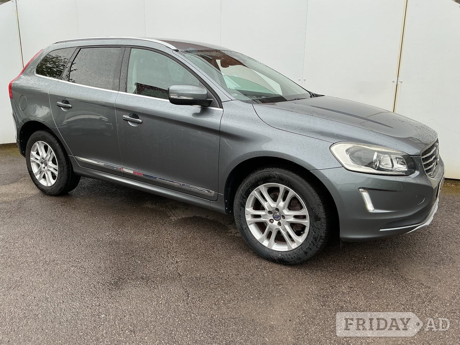[ berth ]Volvo XC60