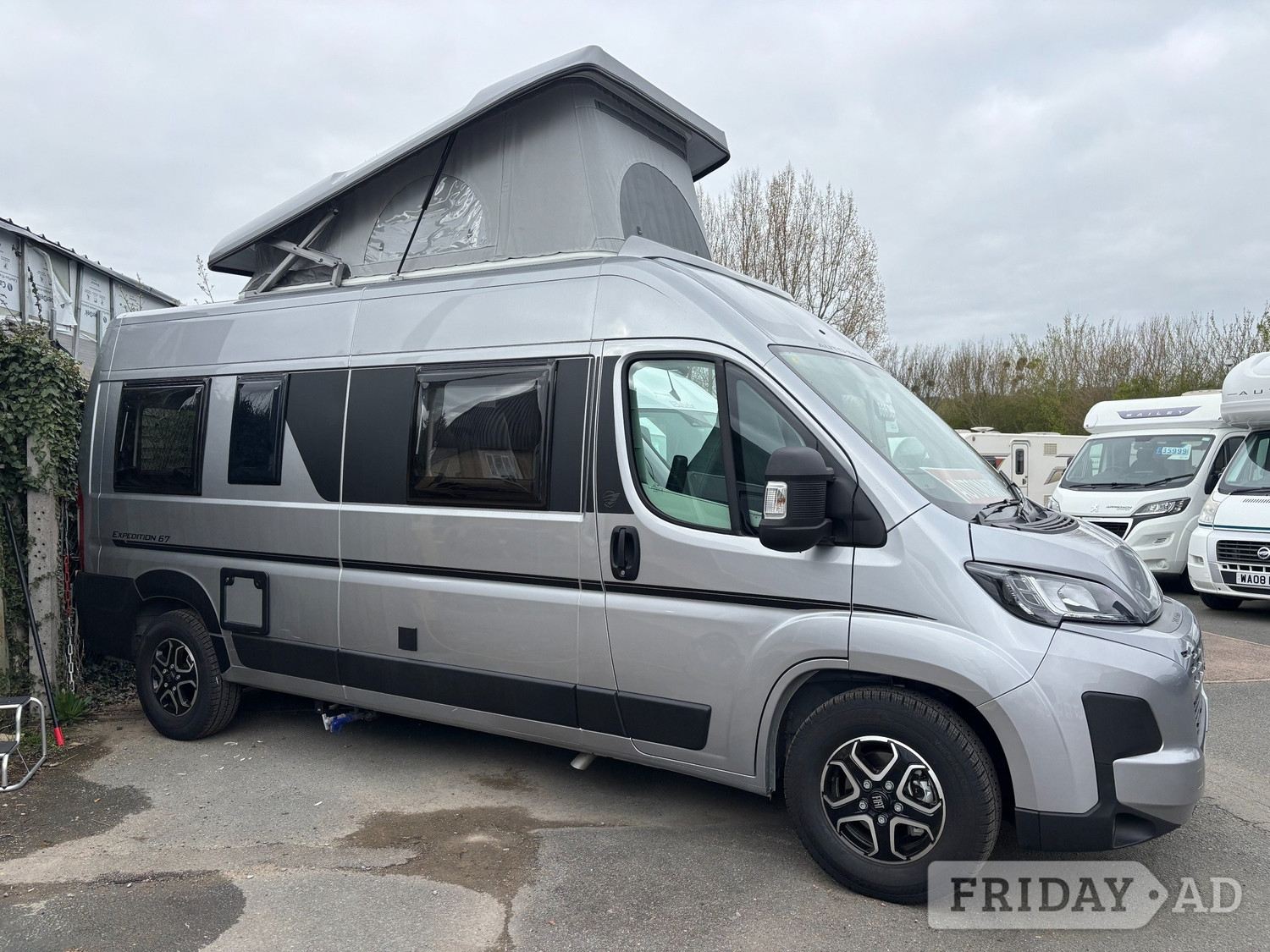[ berth ]Auto-Trail Expedition 67