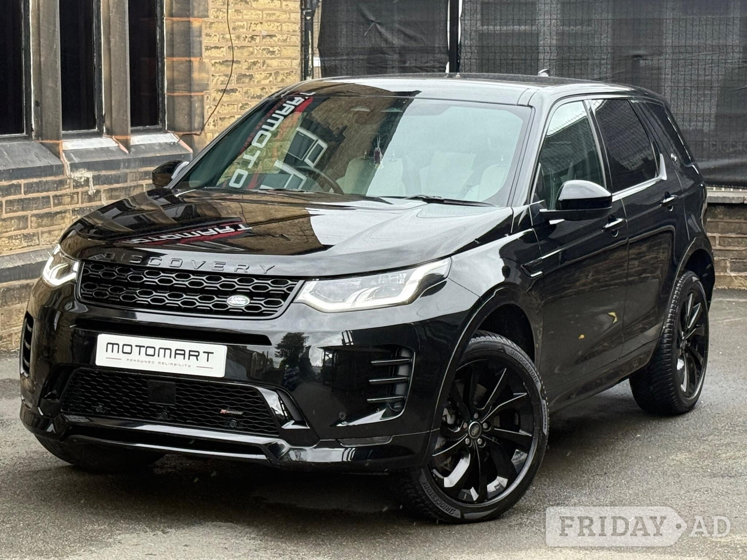 Land Rover Discovery Sport 2023 in Halifax
