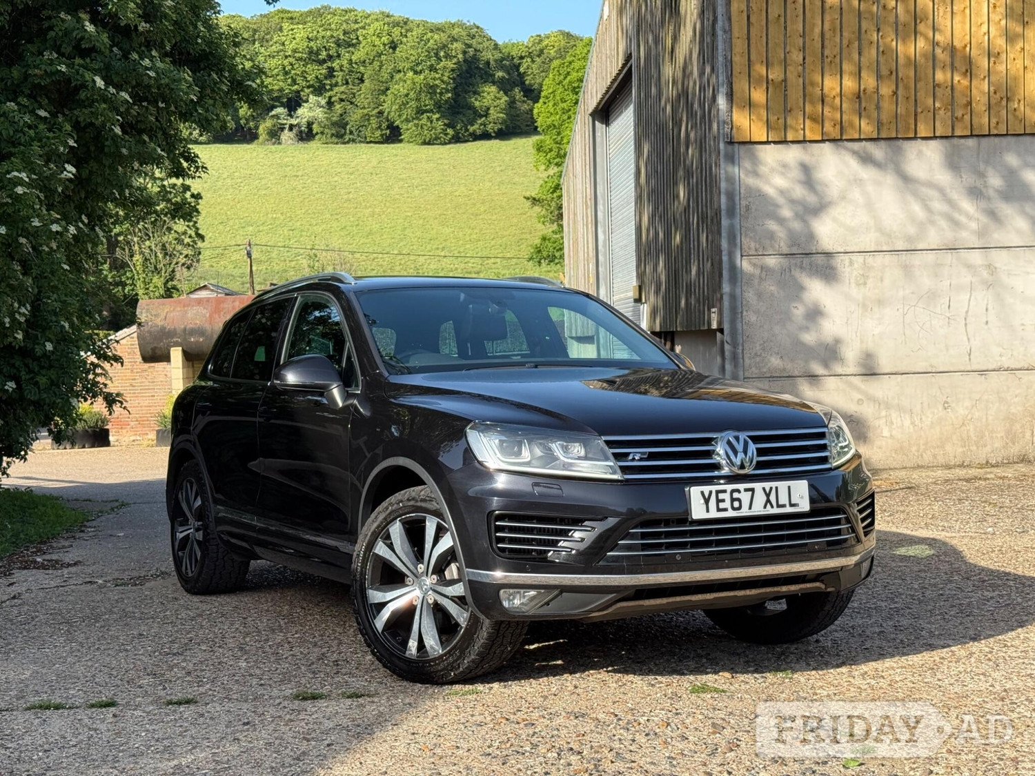 Volkswagen Touareg 2017 - Cars